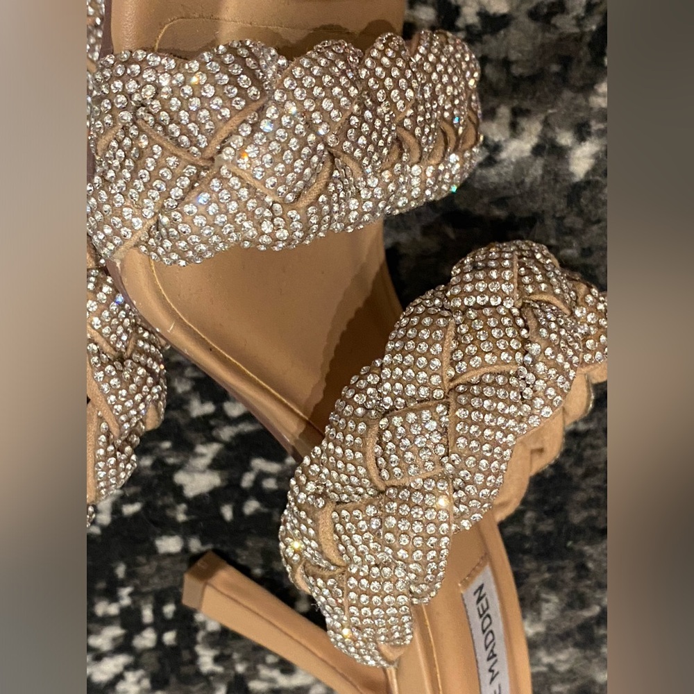 STEVE MADDEN | tan bejeweled heels size 9.5 never worn - Picture 5 of 8